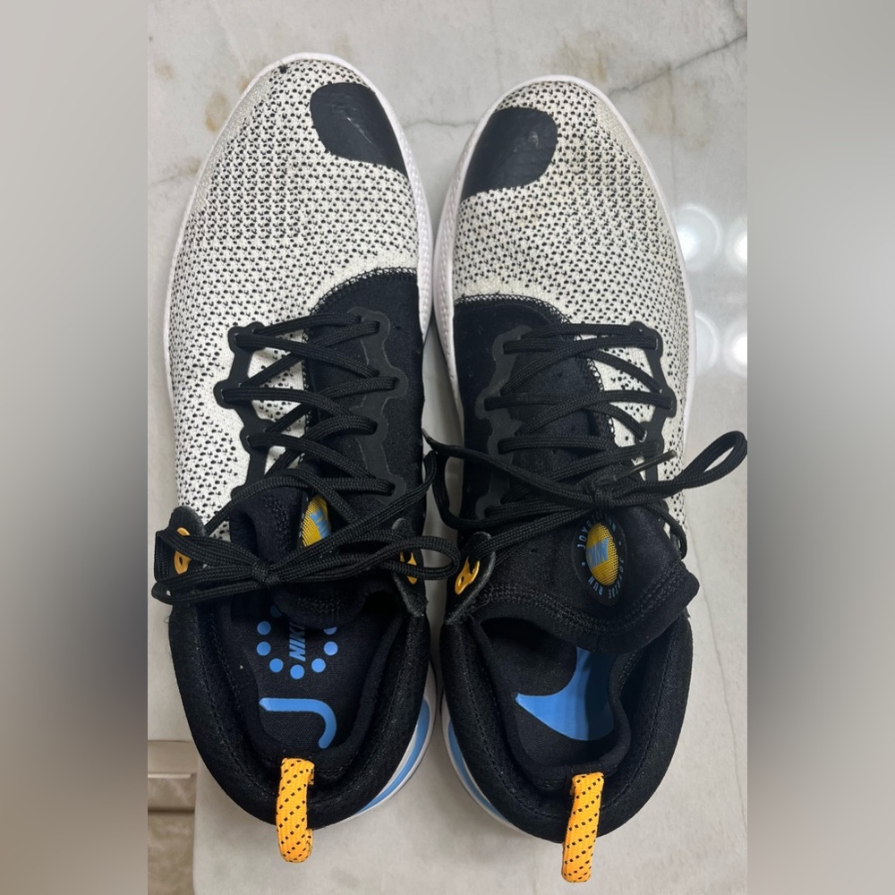 Nike Joyride Flyknit